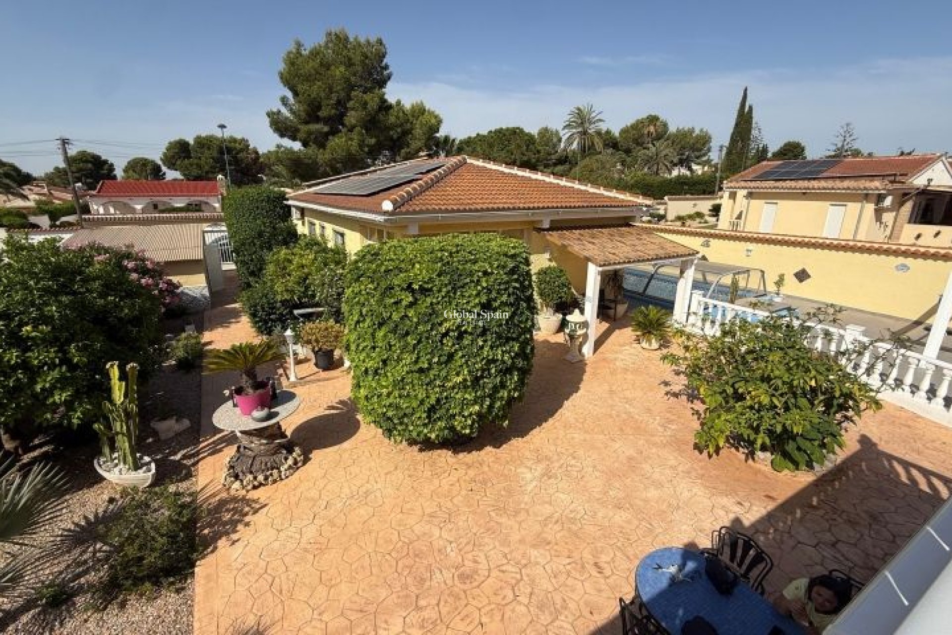 Wederverkoop - VILLA -
PINAR DE CAMPOVERDE - Inland