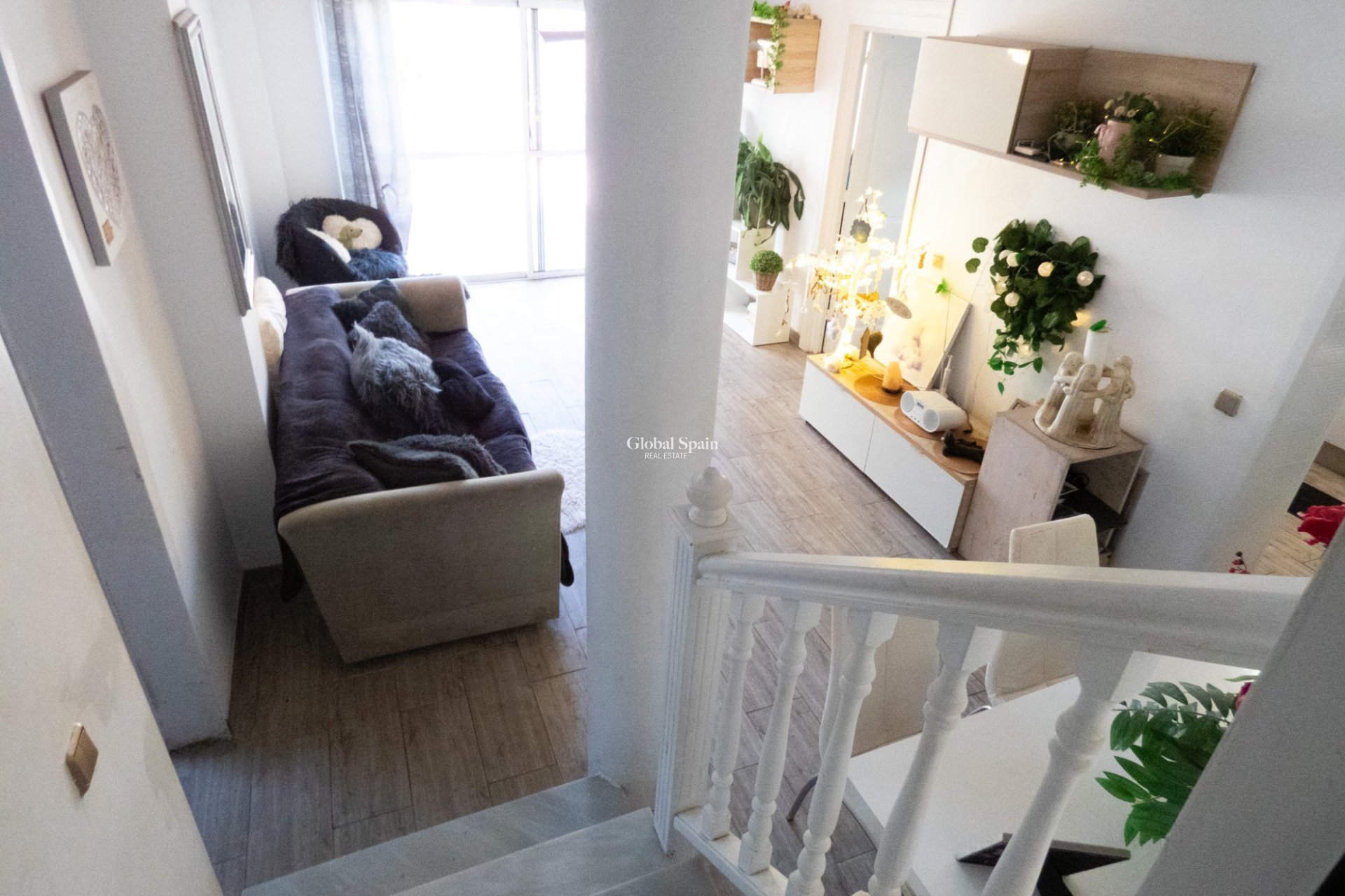 Wederverkoop - VILLA -
PLAYA FLAMENCA - Costa Blanca