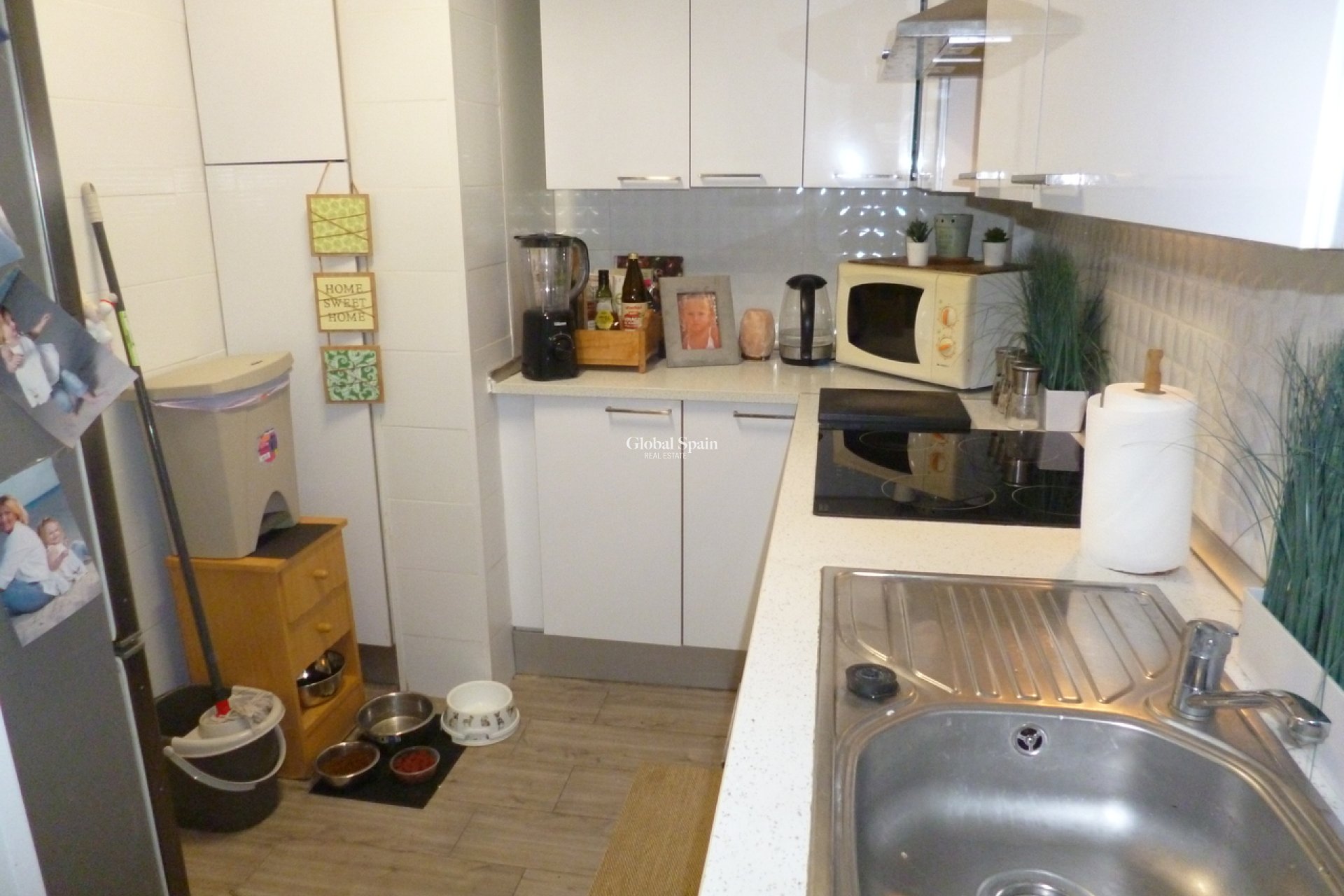 Wederverkoop - VILLA -
PLAYA FLAMENCA - Costa Blanca