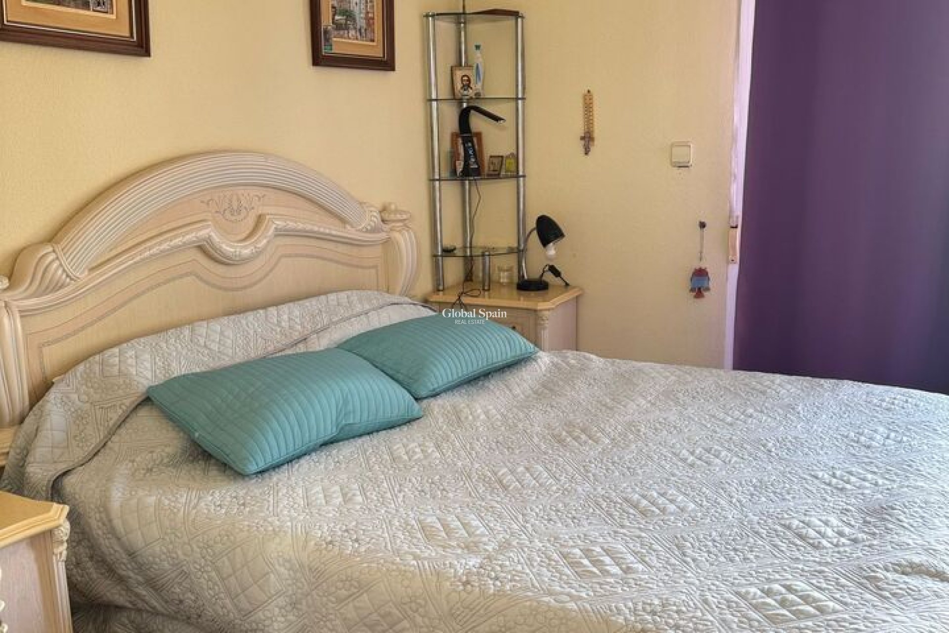 Wederverkoop - VILLA -
PLAYA FLAMENCA - Costa Blanca