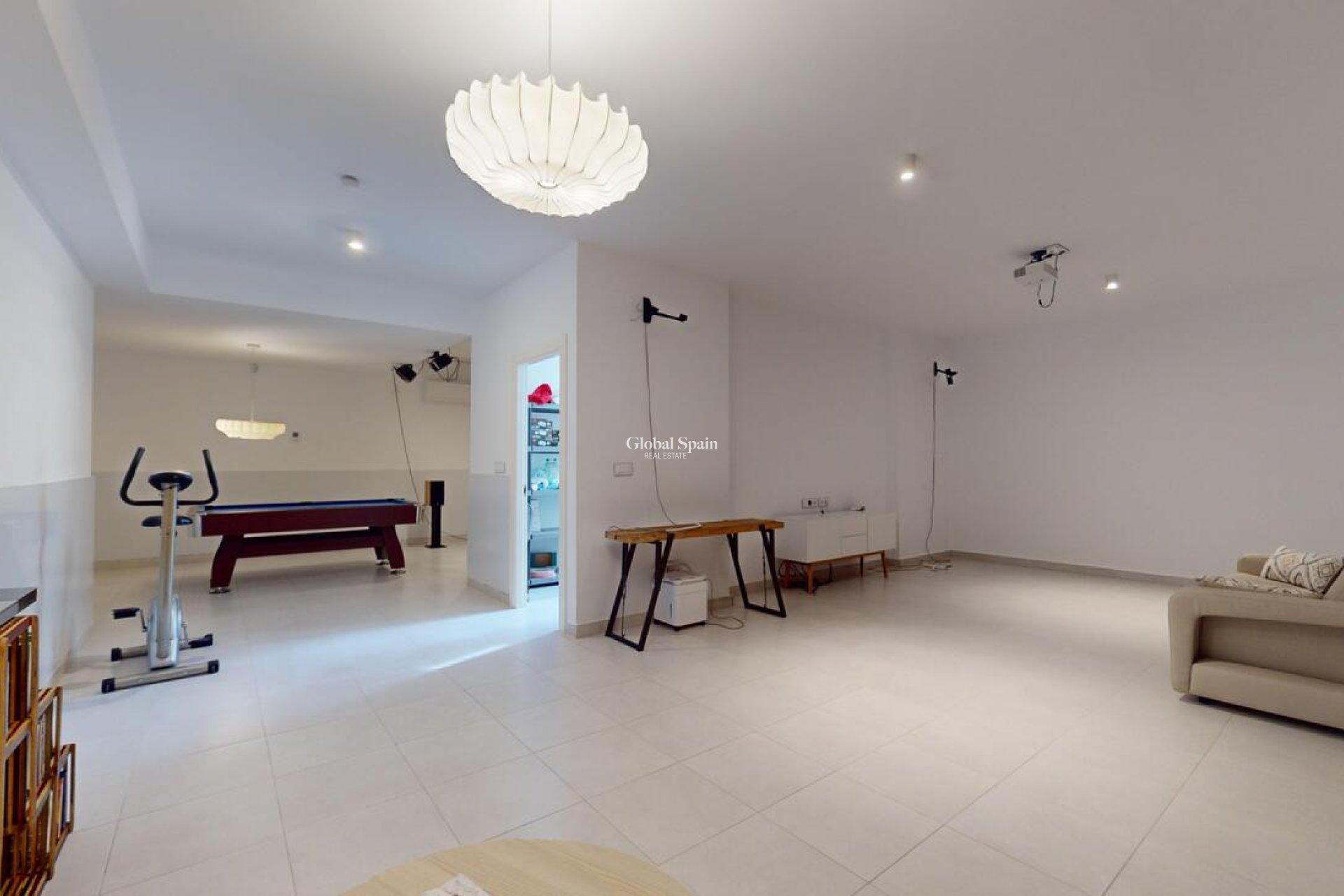 Wederverkoop - VILLA -
PLAYA HONDA - Costa Calida