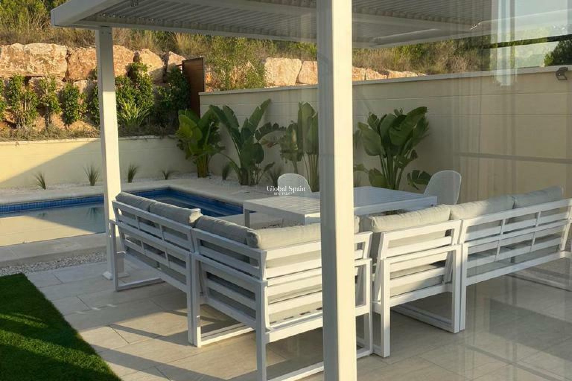 Wederverkoop - VILLA -
POLOP - Costa Blanca