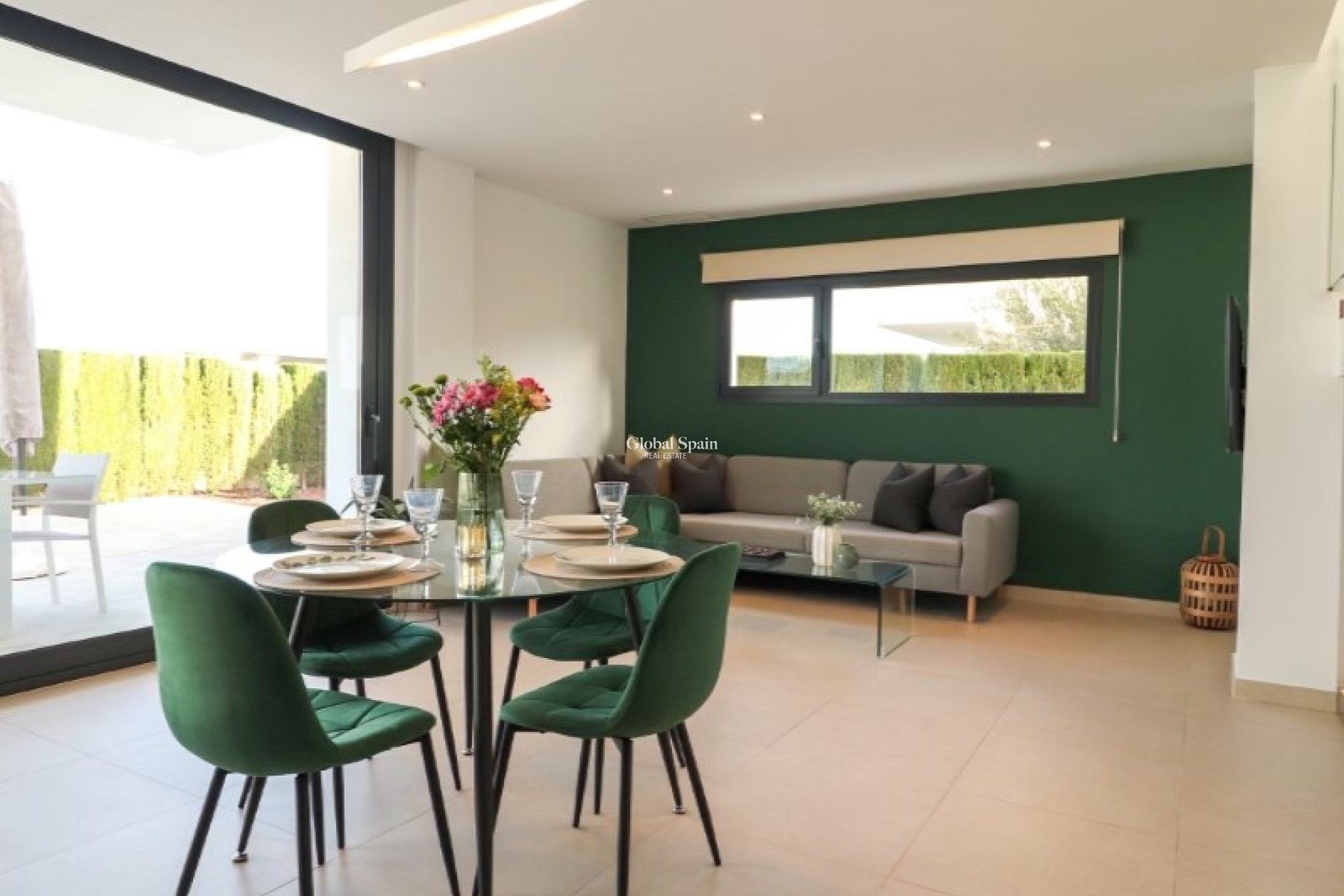 Wederverkoop - VILLA -
POLOP - Costa Blanca