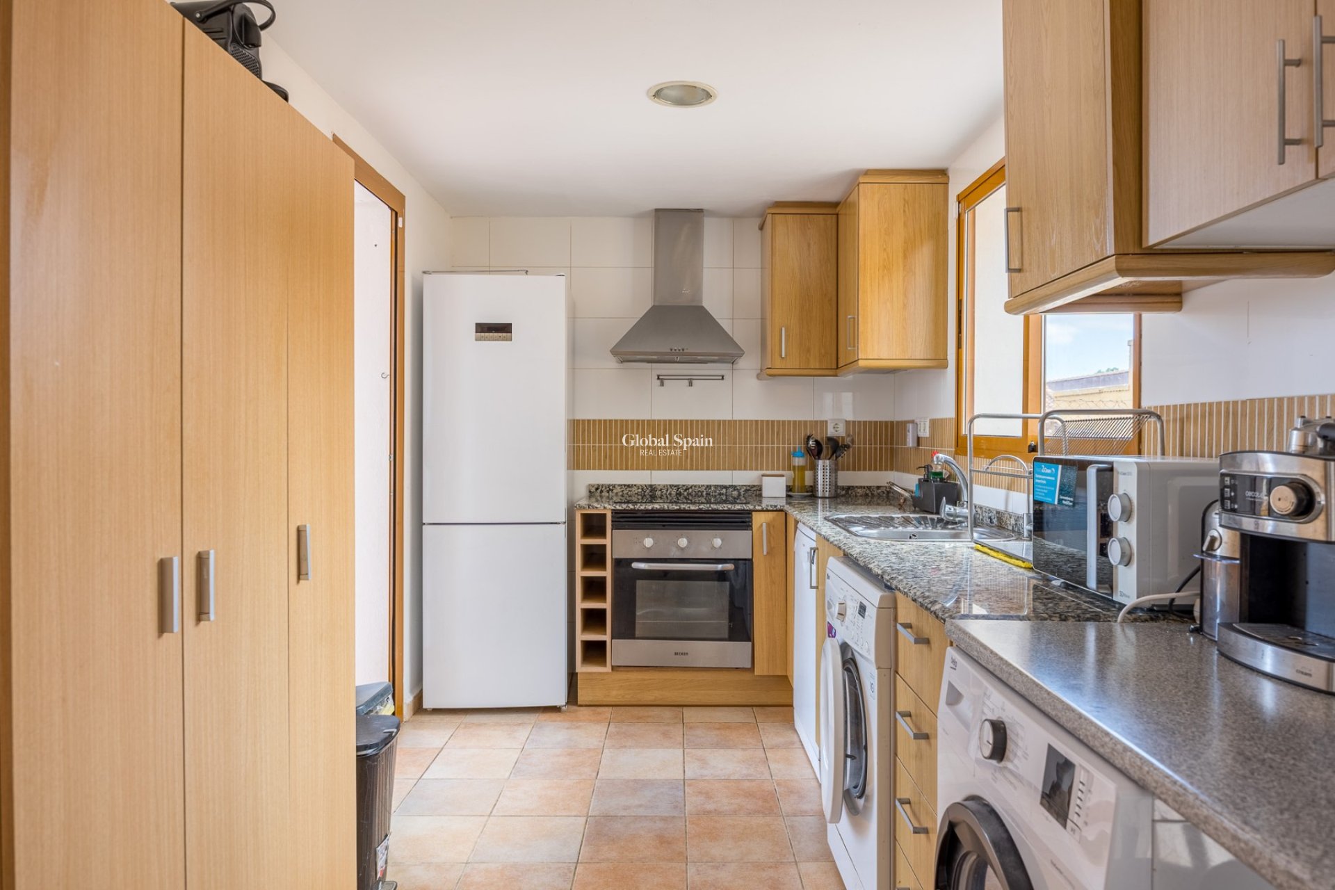 Wederverkoop - VILLA -
POLOP - Polop