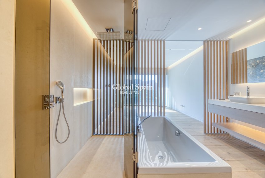 Wederverkoop - Villa -
Port d'Andratx - Andratx