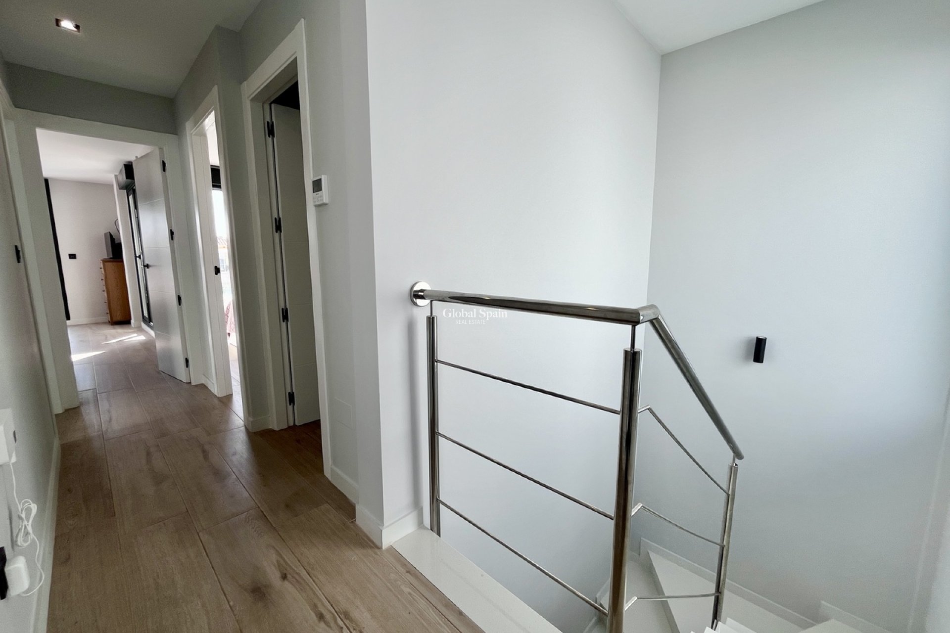 Wederverkoop - VILLA -
PUNTA PRIMA - Costa Blanca