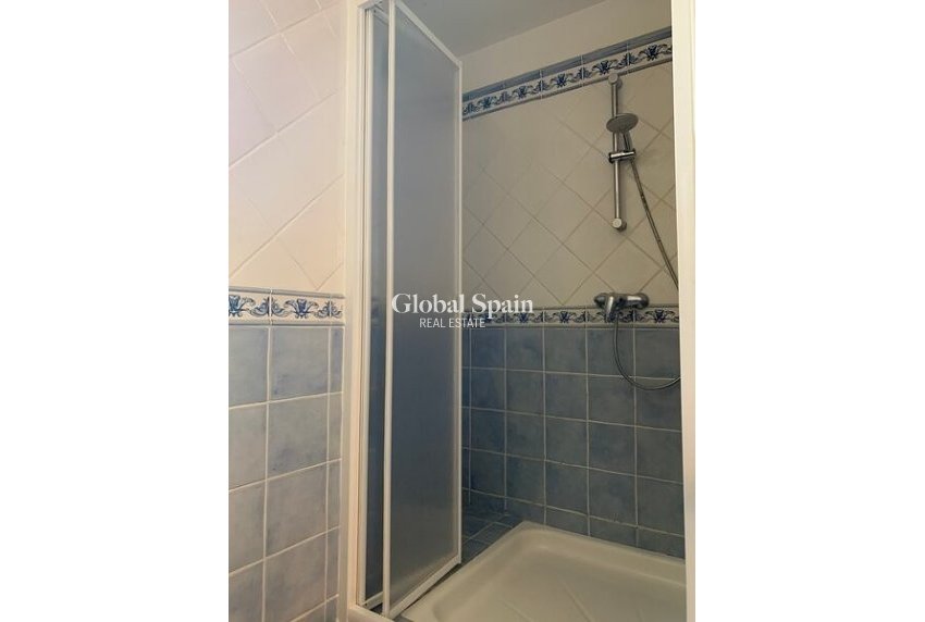 Wederverkoop - VILLA -
ROJALES - Ciudad Quesada