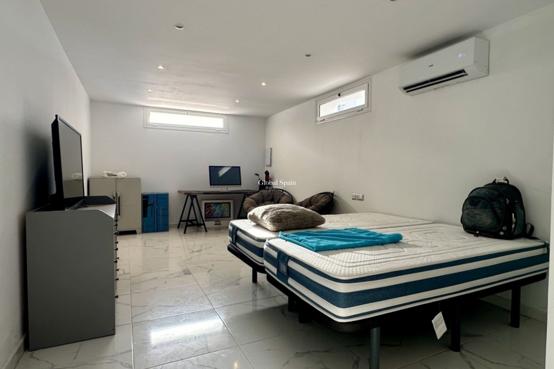 Wederverkoop - VILLA -
ROJALES - Ciudad Quesada