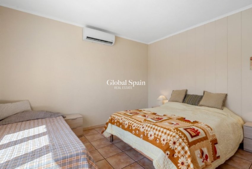 Wederverkoop - VILLA -
ROJALES - Ciudad Quesada