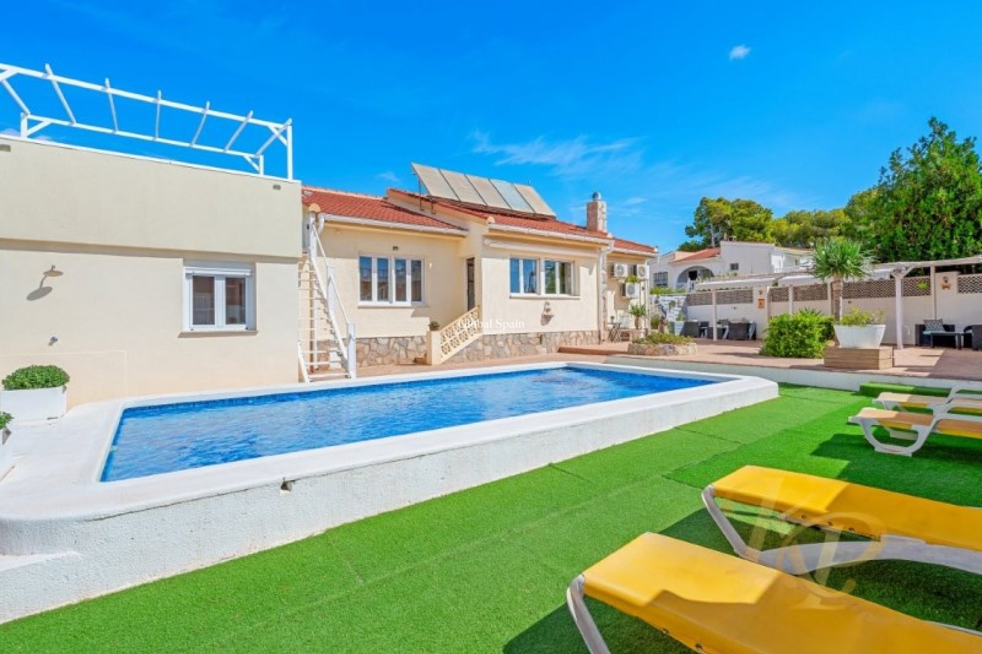 Wederverkoop - VILLA -
ROJALES - Ciudad Quesada