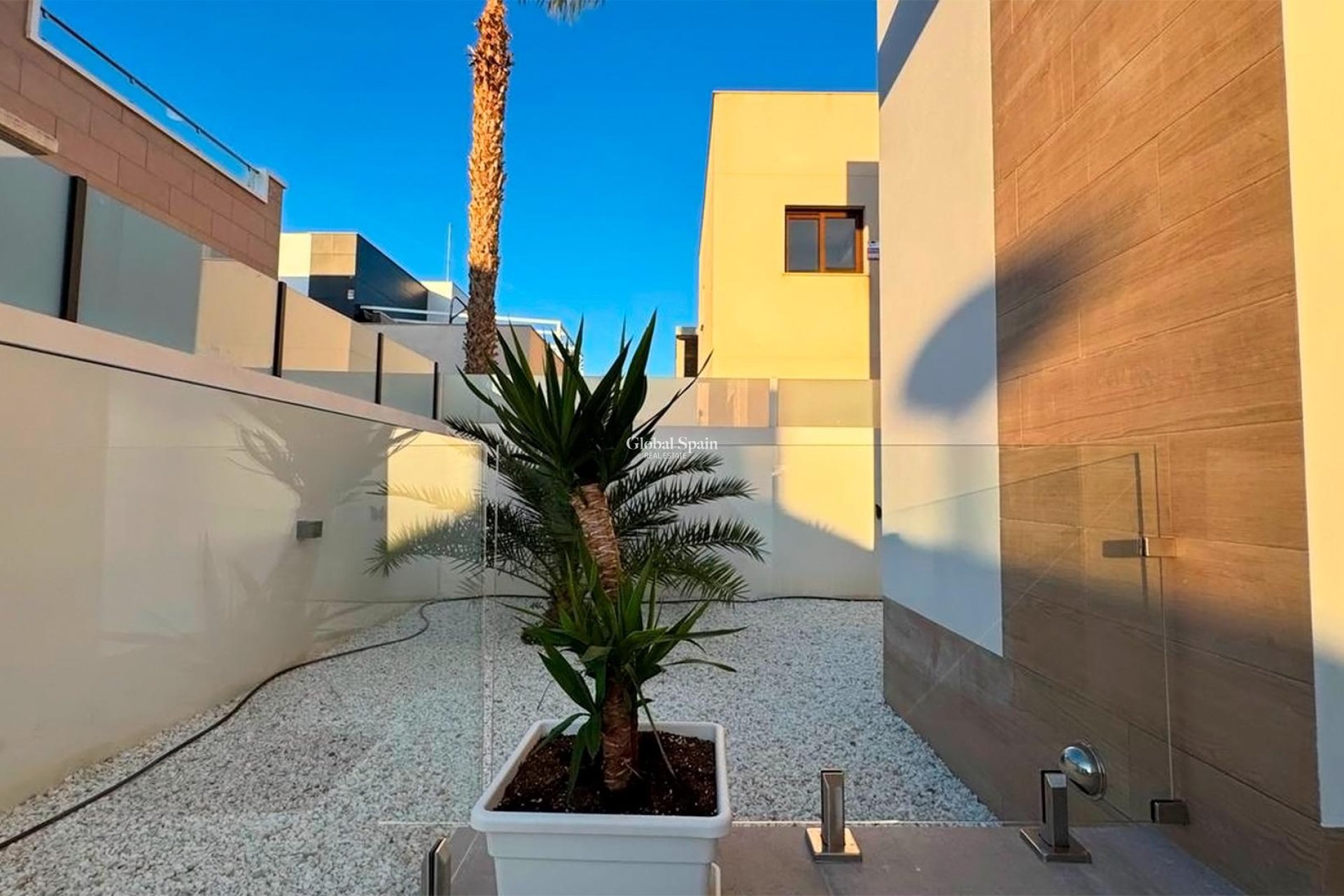 Wederverkoop - VILLA -
ROJALES - Ciudad Quesada