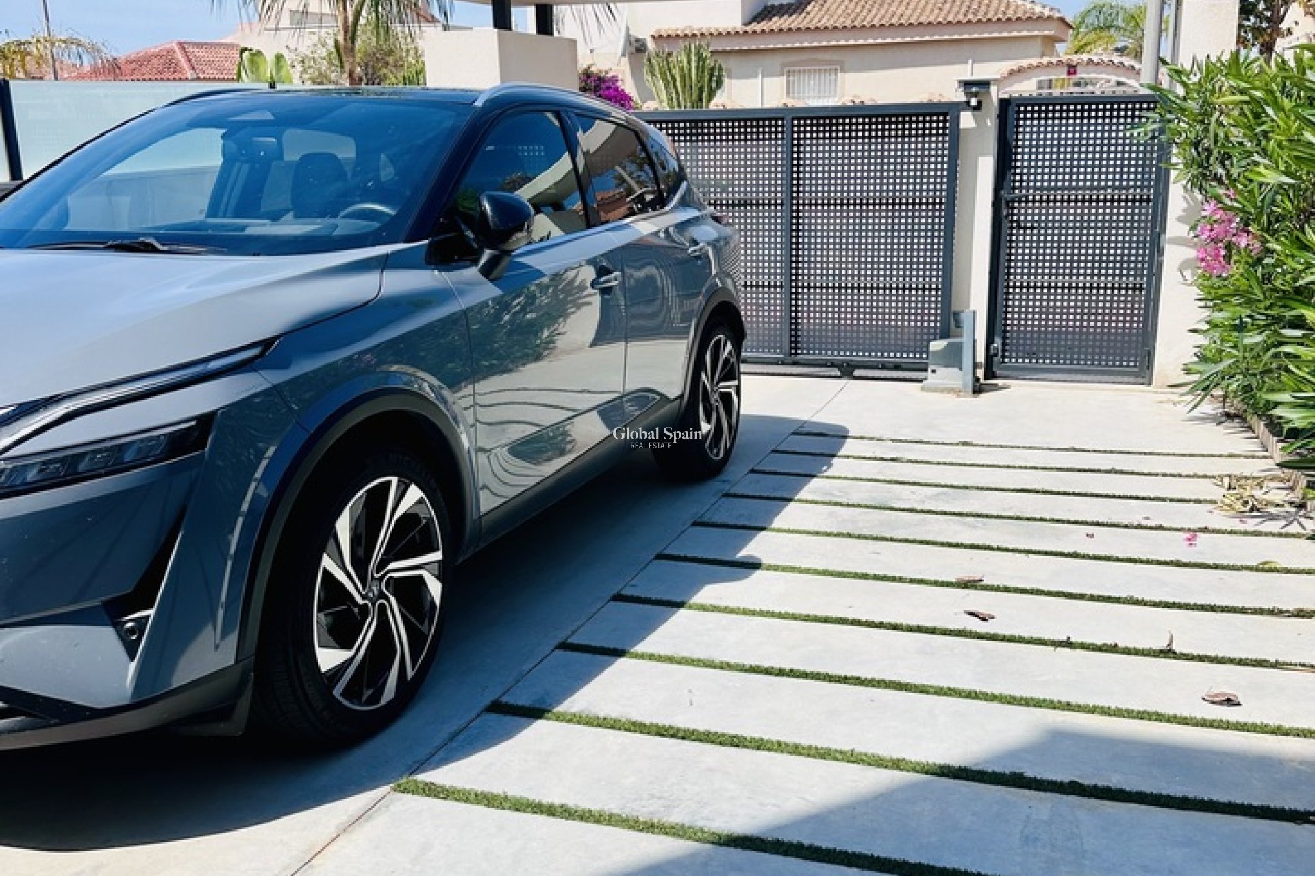 Wederverkoop - VILLA -
ROJALES - Costa Blanca