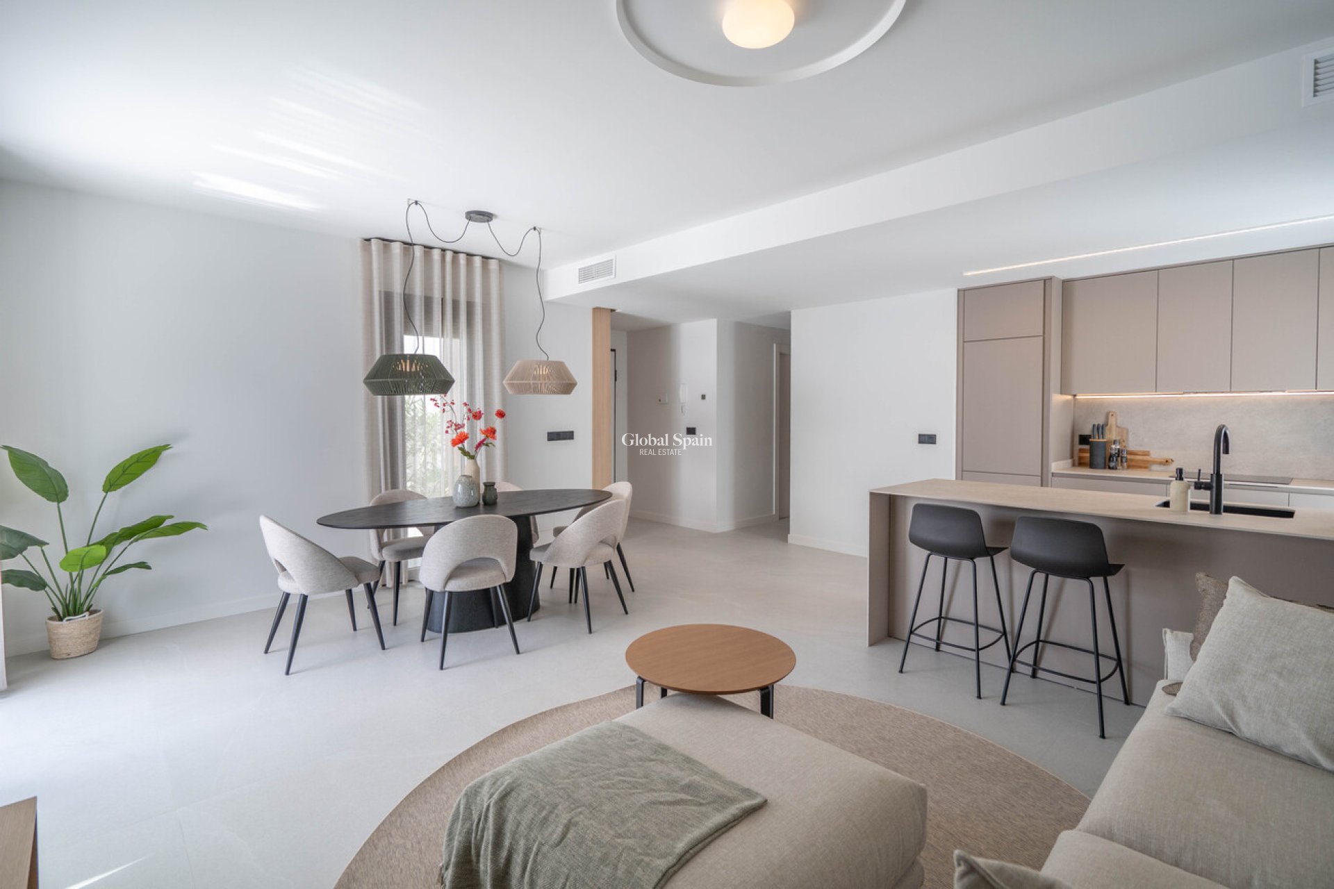 Wederverkoop - VILLA -
ROJALES - Costa Blanca