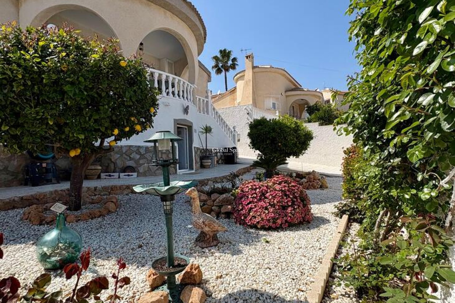 Wederverkoop - VILLA -
ROJALES - Costa Blanca