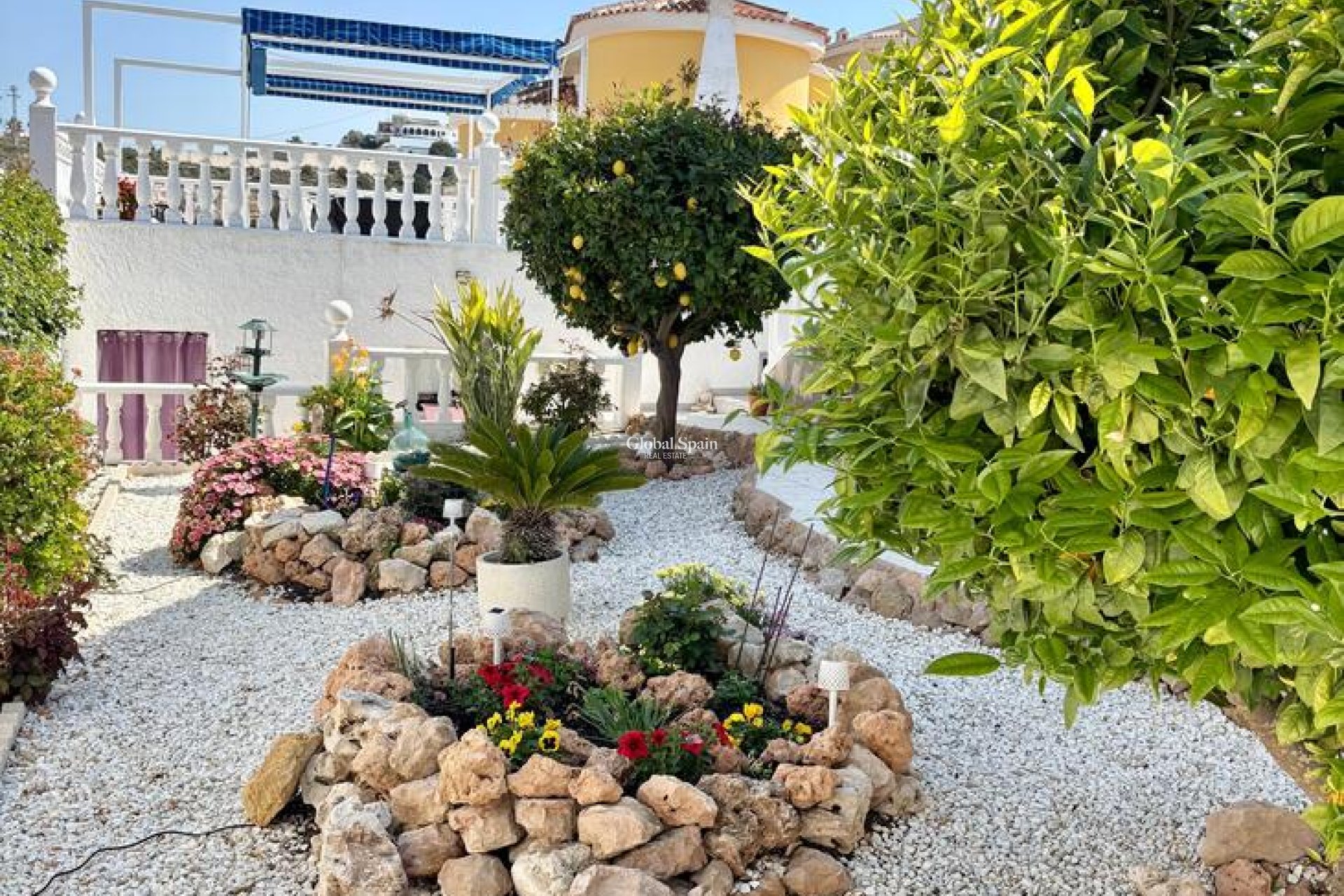 Wederverkoop - VILLA -
ROJALES - Costa Blanca
