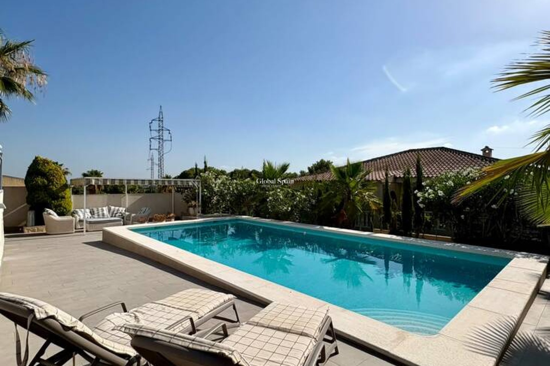 Wederverkoop - VILLA -
ROJALES - Costa Blanca