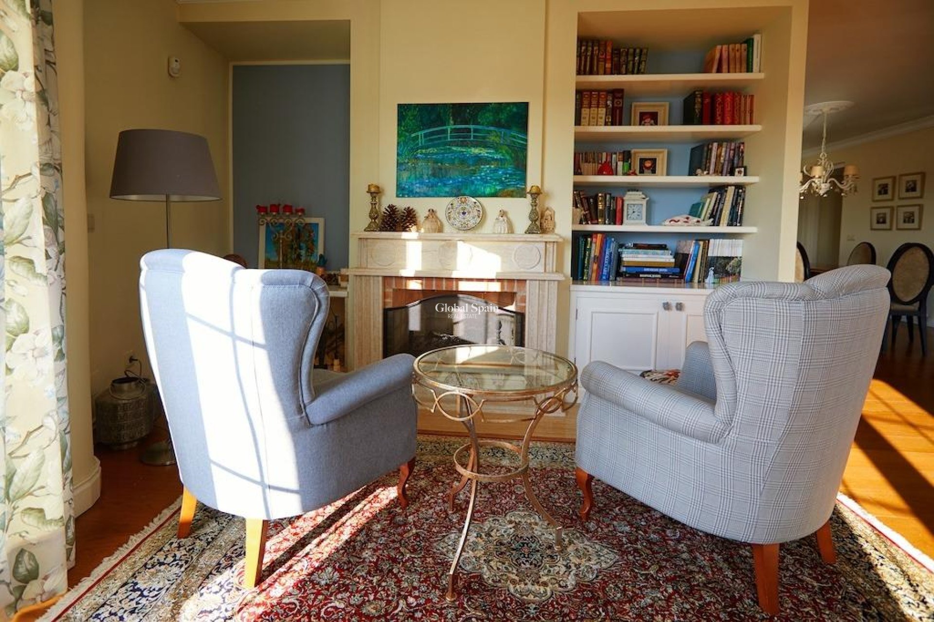 Wederverkoop - VILLA -
ROJALES - Inland