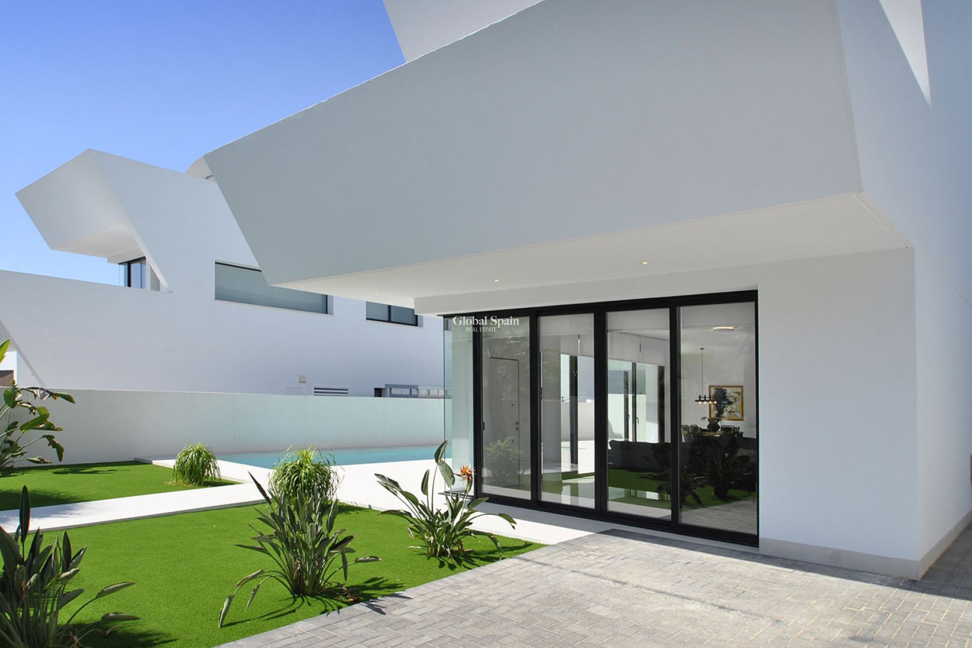Wederverkoop - VILLA -
ROJALES - Inland