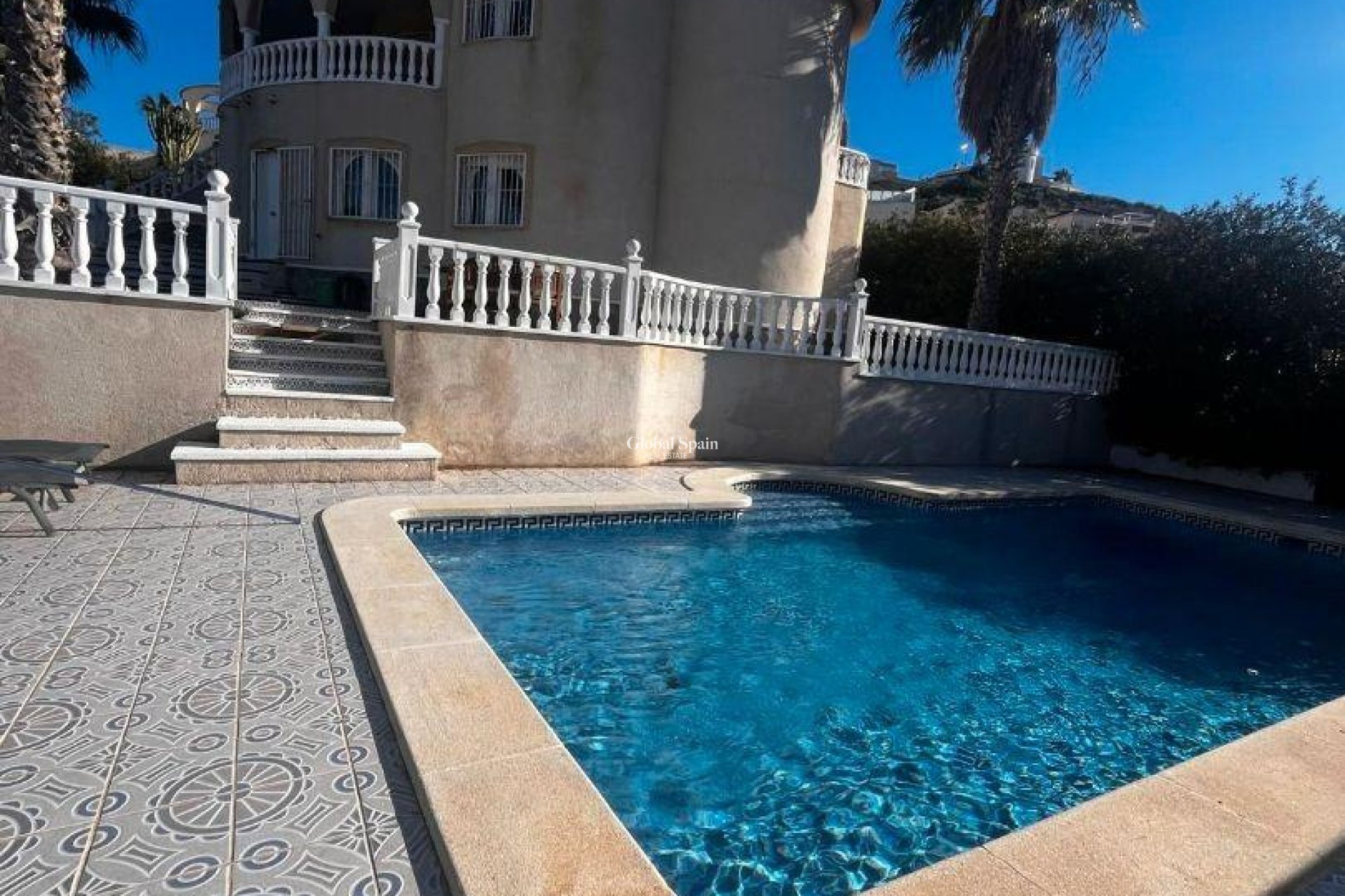 Wederverkoop - VILLA -
ROJALES - La Marquesa Golf