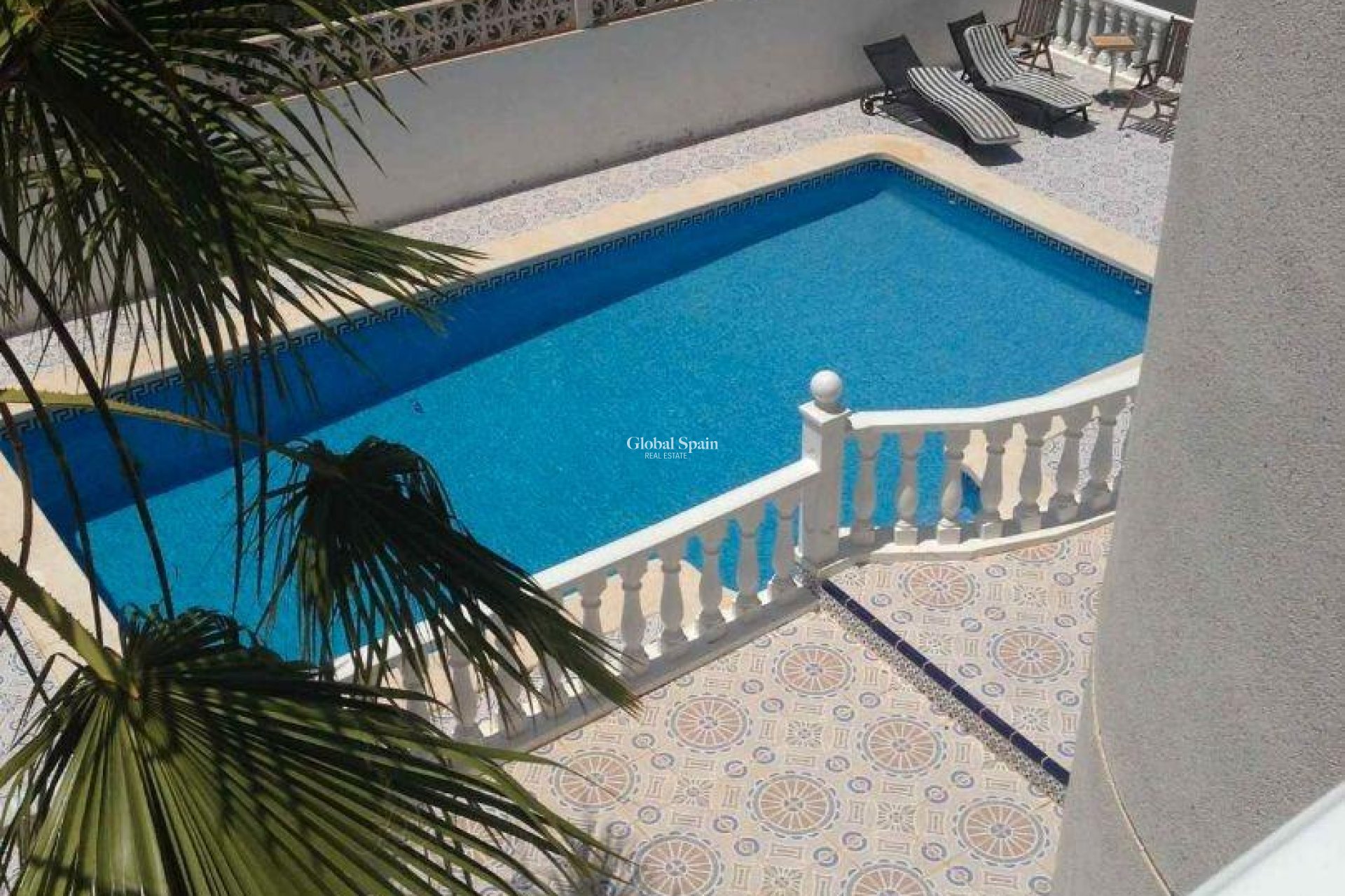 Wederverkoop - VILLA -
ROJALES - La Marquesa Golf