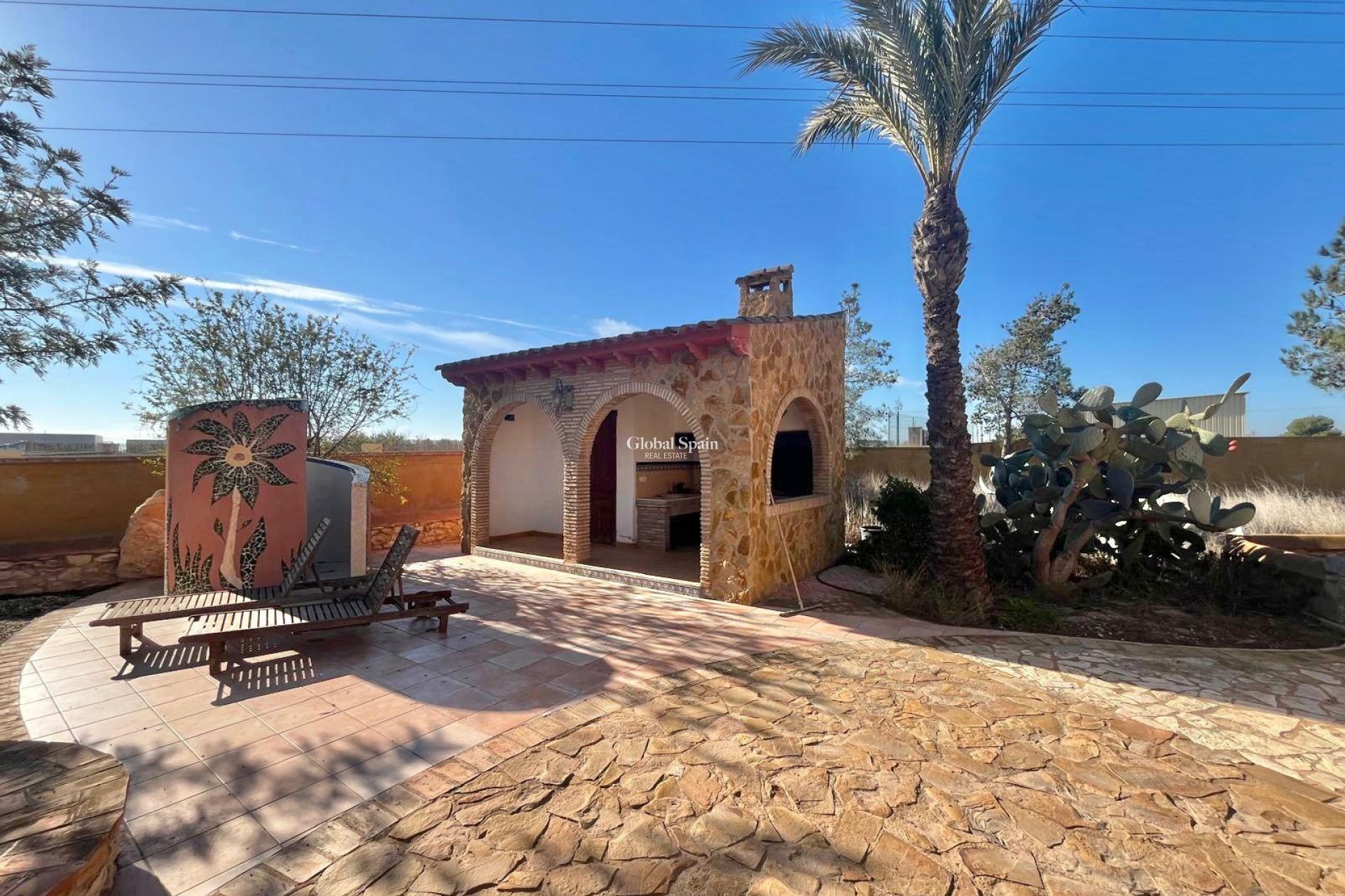 Wederverkoop - VILLA -
ROJALES - La Vega Baja