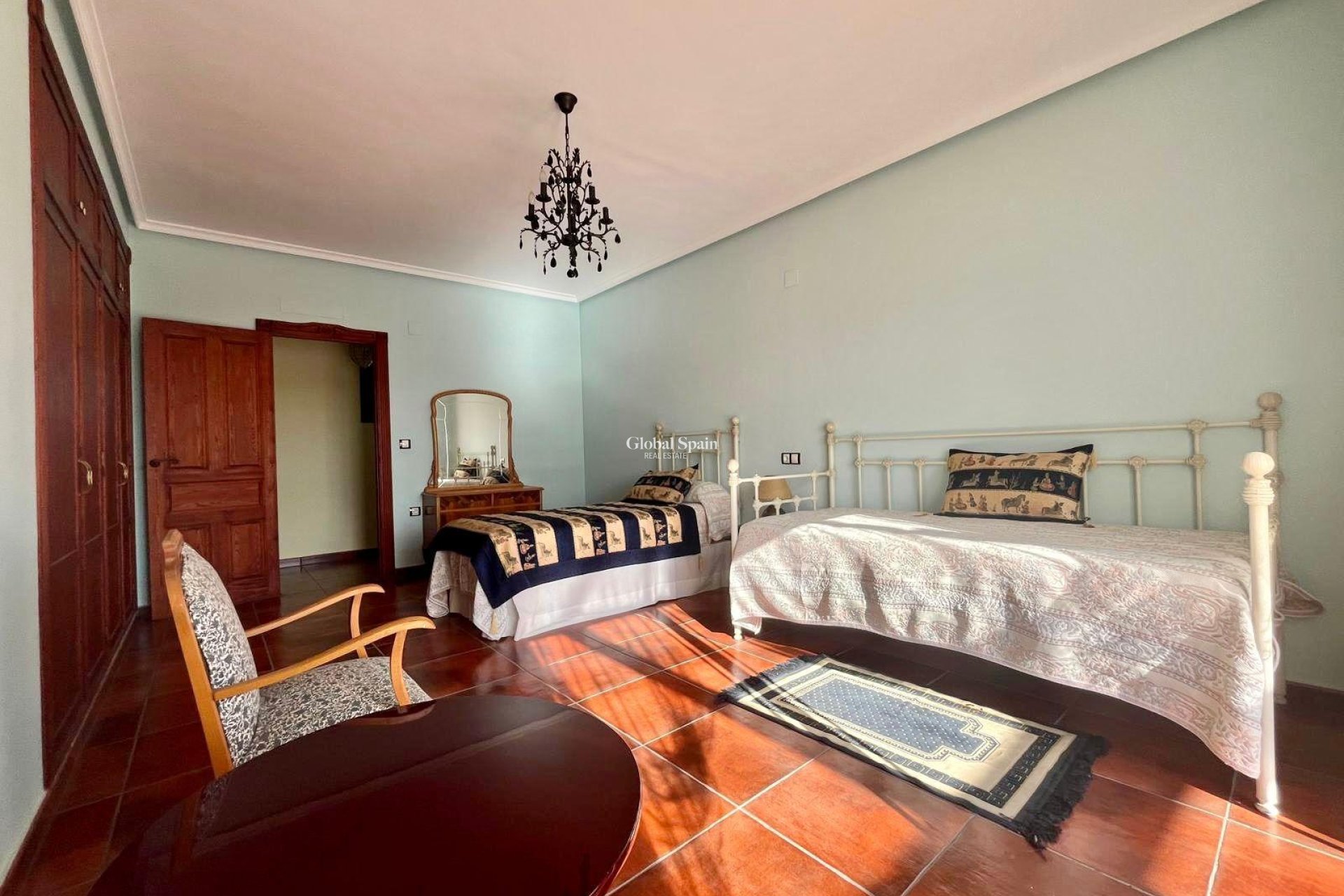 Wederverkoop - VILLA -
ROJALES - La Vega Baja