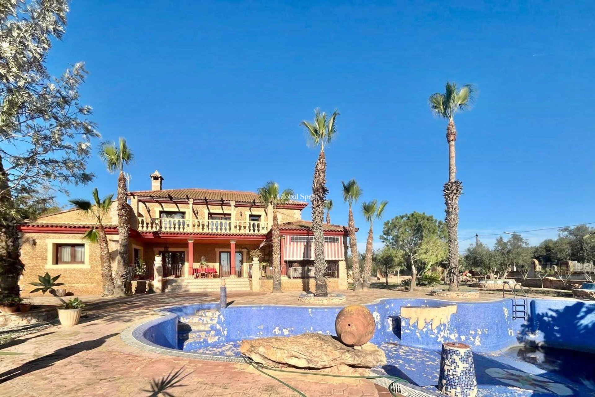 Wederverkoop - VILLA -
ROJALES - La Vega Baja