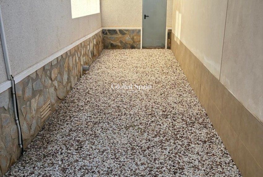 Wederverkoop - VILLA -
ROJALES - Rojales Hills