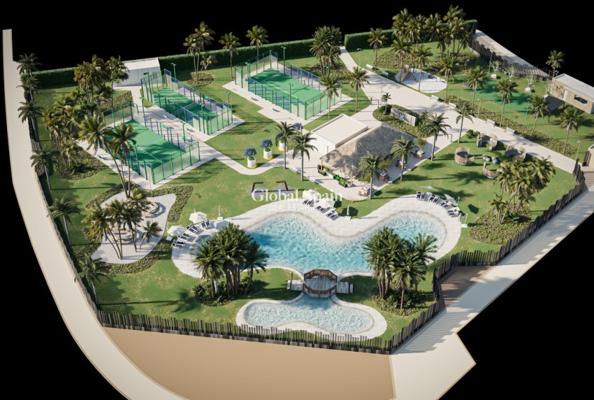 Wederverkoop - VILLA -
ROLDÁN - Inland
