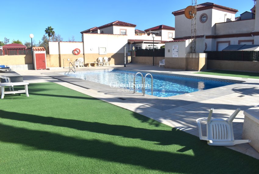 Wederverkoop - VILLA -
SAN FULGENCIO - Costa Blanca