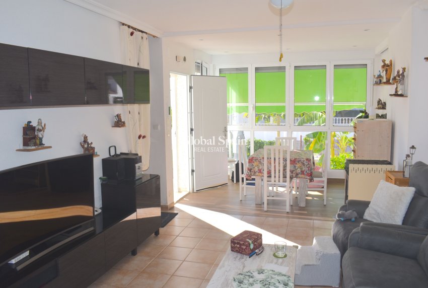 Wederverkoop - VILLA -
SAN FULGENCIO - Costa Blanca