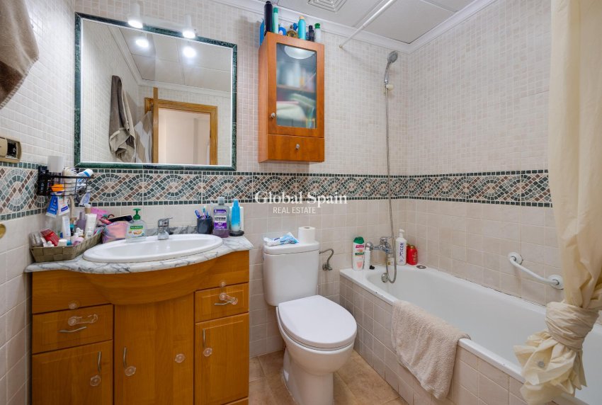 Wederverkoop - VILLA -
SAN FULGENCIO - Costa Blanca