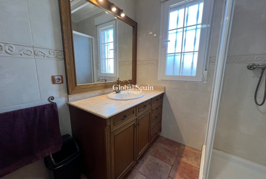 Wederverkoop - VILLA -
SAN FULGENCIO - Costa Blanca