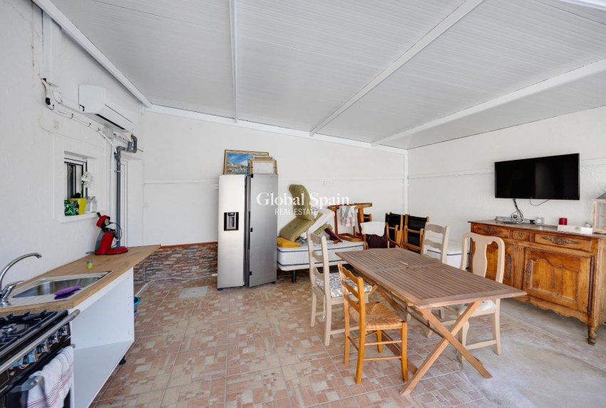 Wederverkoop - VILLA -
SAN FULGENCIO - LA MARINA