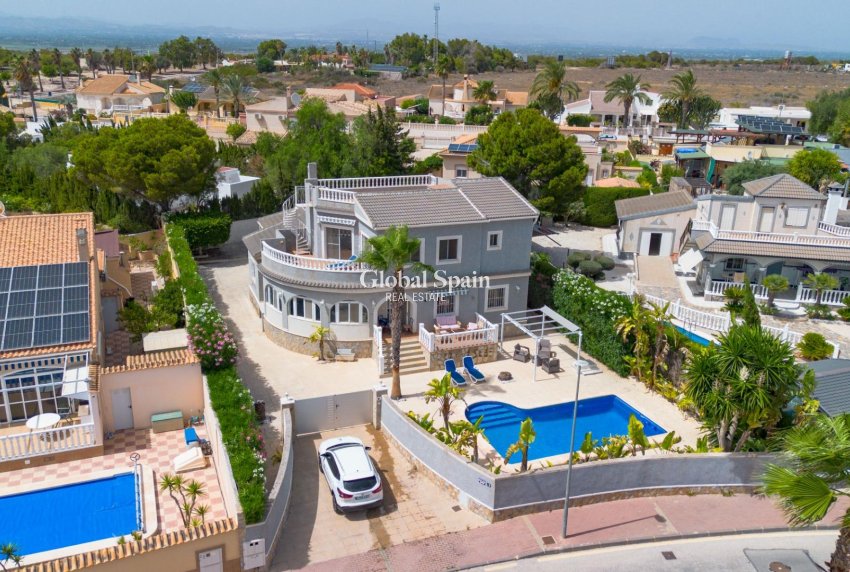 Wederverkoop - VILLA -
SAN FULGENCIO - Urb. La Marina