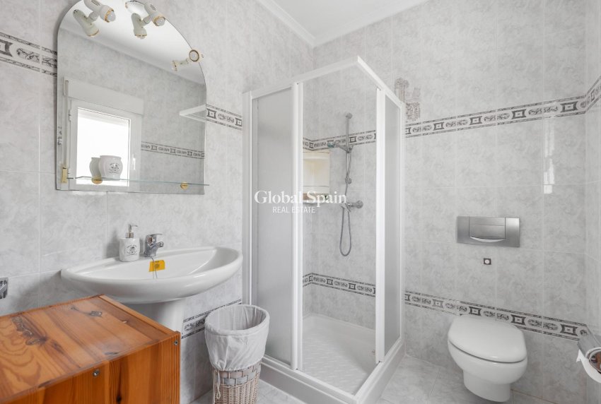 Wederverkoop - VILLA -
SAN FULGENCIO - Urb. La Marina