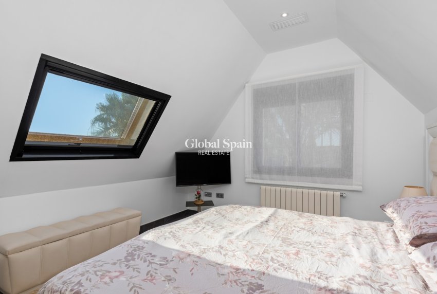 Wederverkoop - Villa -
SAN JUAN DE ALICANTE - Frank Espinós