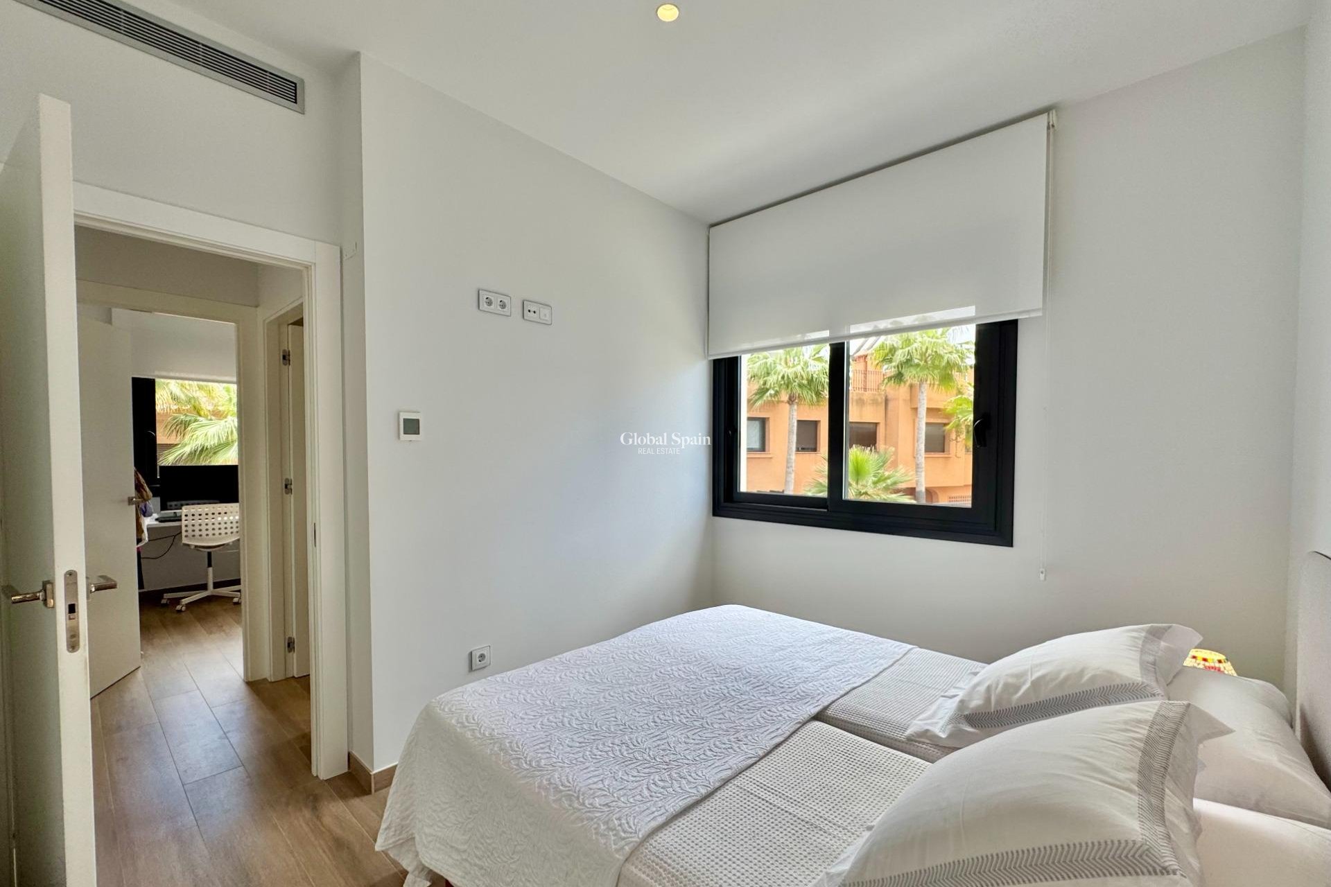 Wederverkoop - VILLA -
SAN MIGUEL DE SALINAS - Bellavista