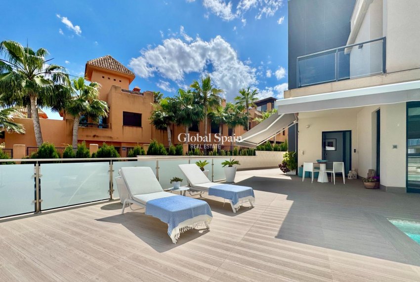 Wederverkoop - VILLA -
SAN MIGUEL DE SALINAS - Bellavista