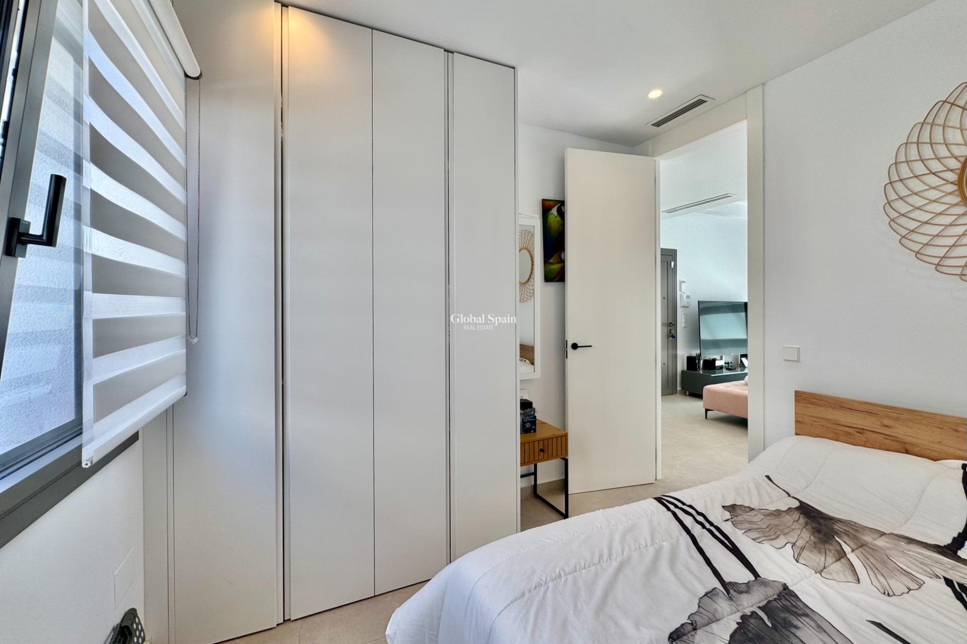 Wederverkoop - VILLA -
SAN MIGUEL DE SALINAS - Blue Lagoon - Galán
