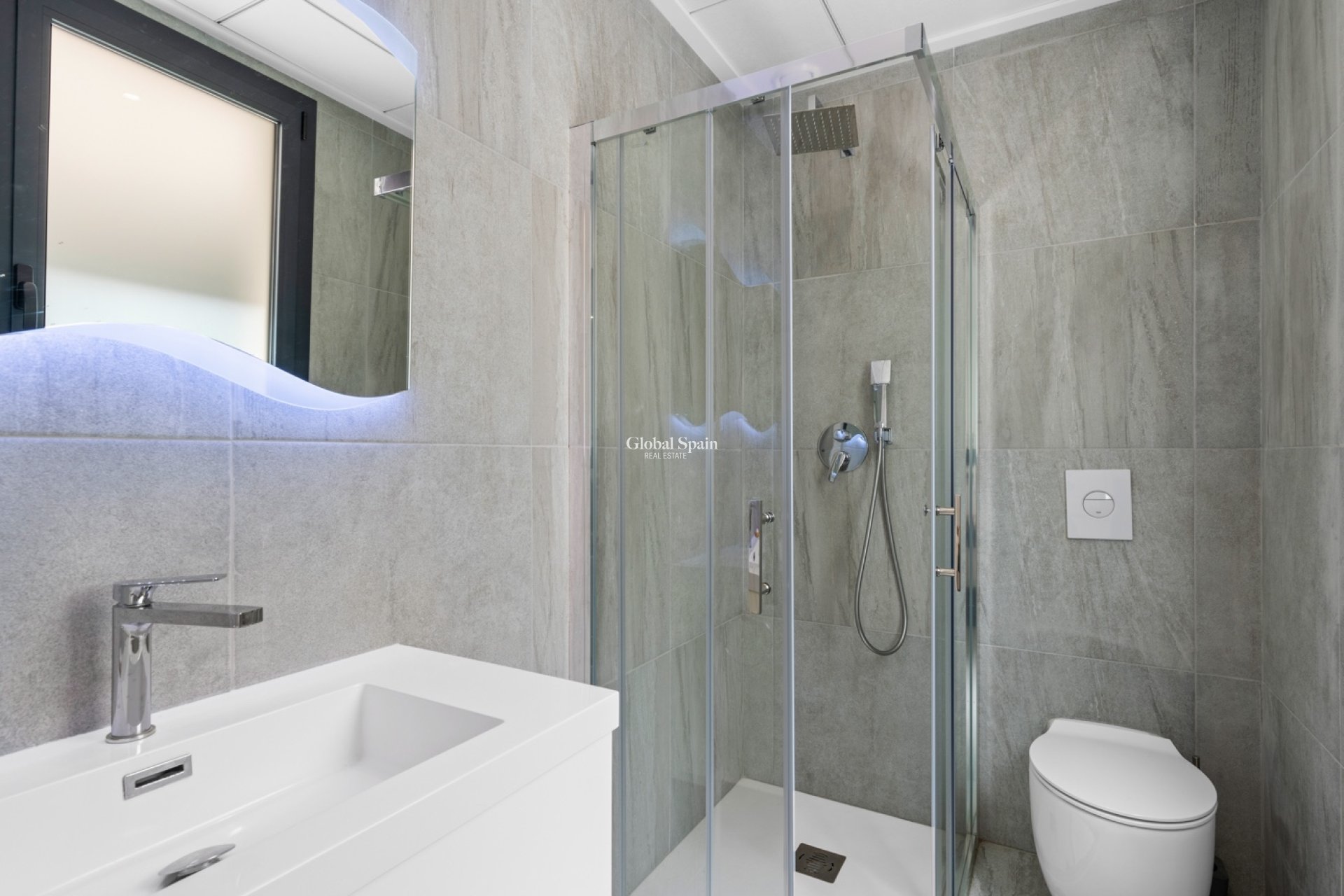 Wederverkoop - VILLA -
SAN MIGUEL DE SALINAS - Costa Blanca South