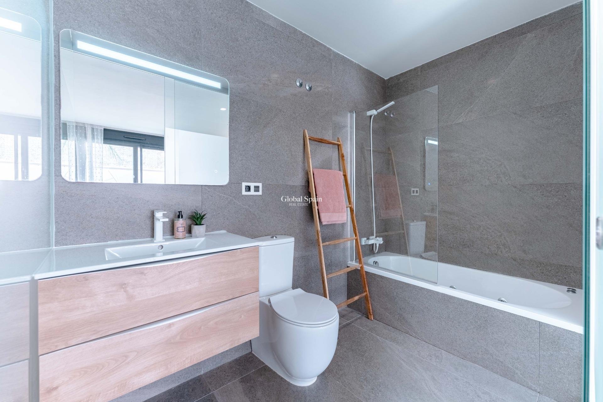 Wederverkoop - Villa -
SAN MIGUEL DE SALINAS - Costa blanca sur