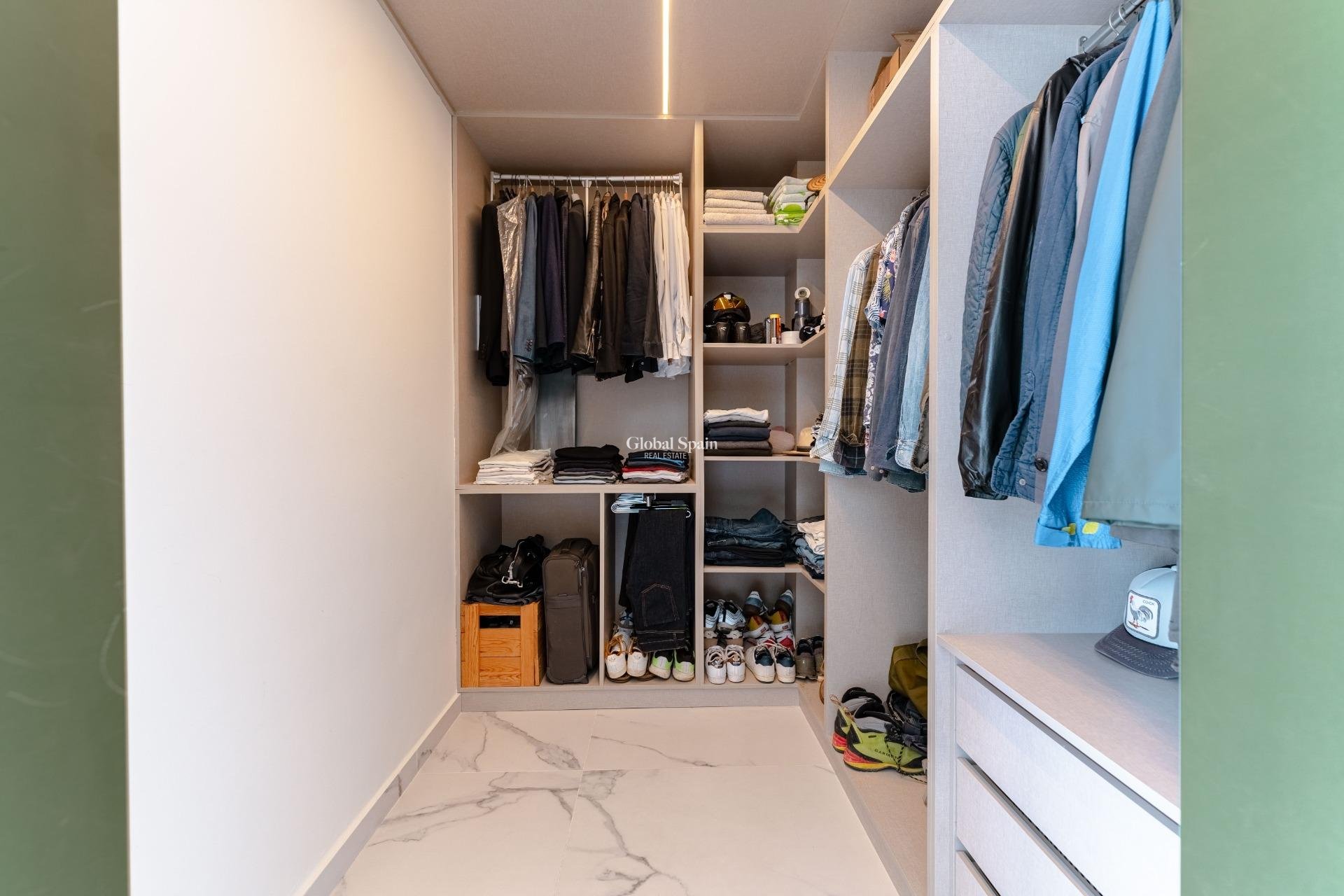 Wederverkoop - VILLA -
SAN MIGUEL DE SALINAS - Costa blanca sur