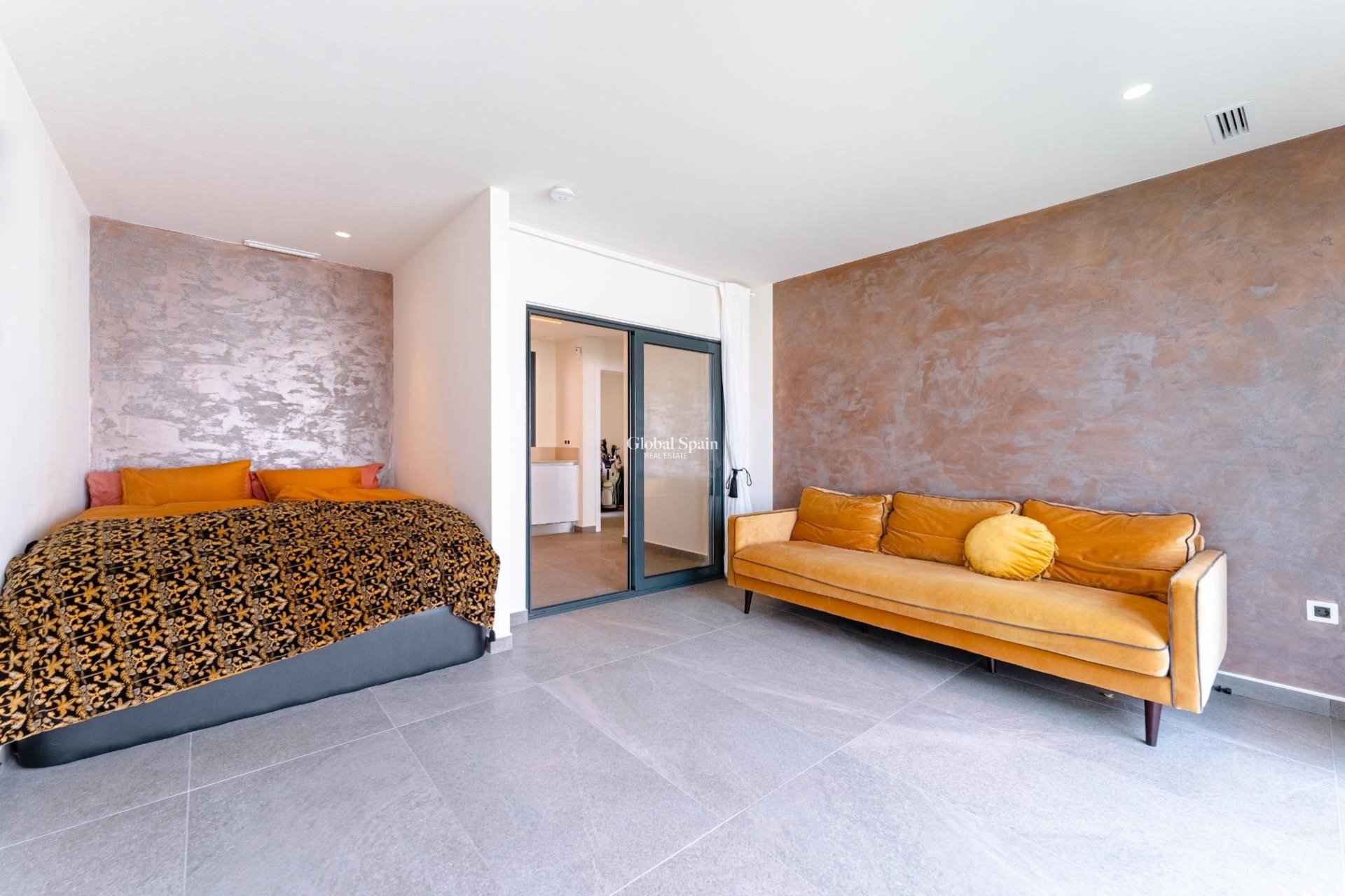 Wederverkoop - VILLA -
SAN MIGUEL DE SALINAS - Costa blanca sur