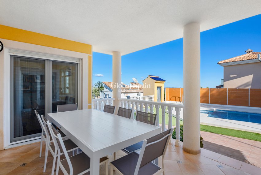 Wederverkoop - VILLA -
SAN MIGUEL DE SALINAS - Costa Blanca
