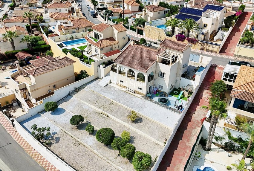 Wederverkoop - VILLA -
SAN MIGUEL DE SALINAS - Inland