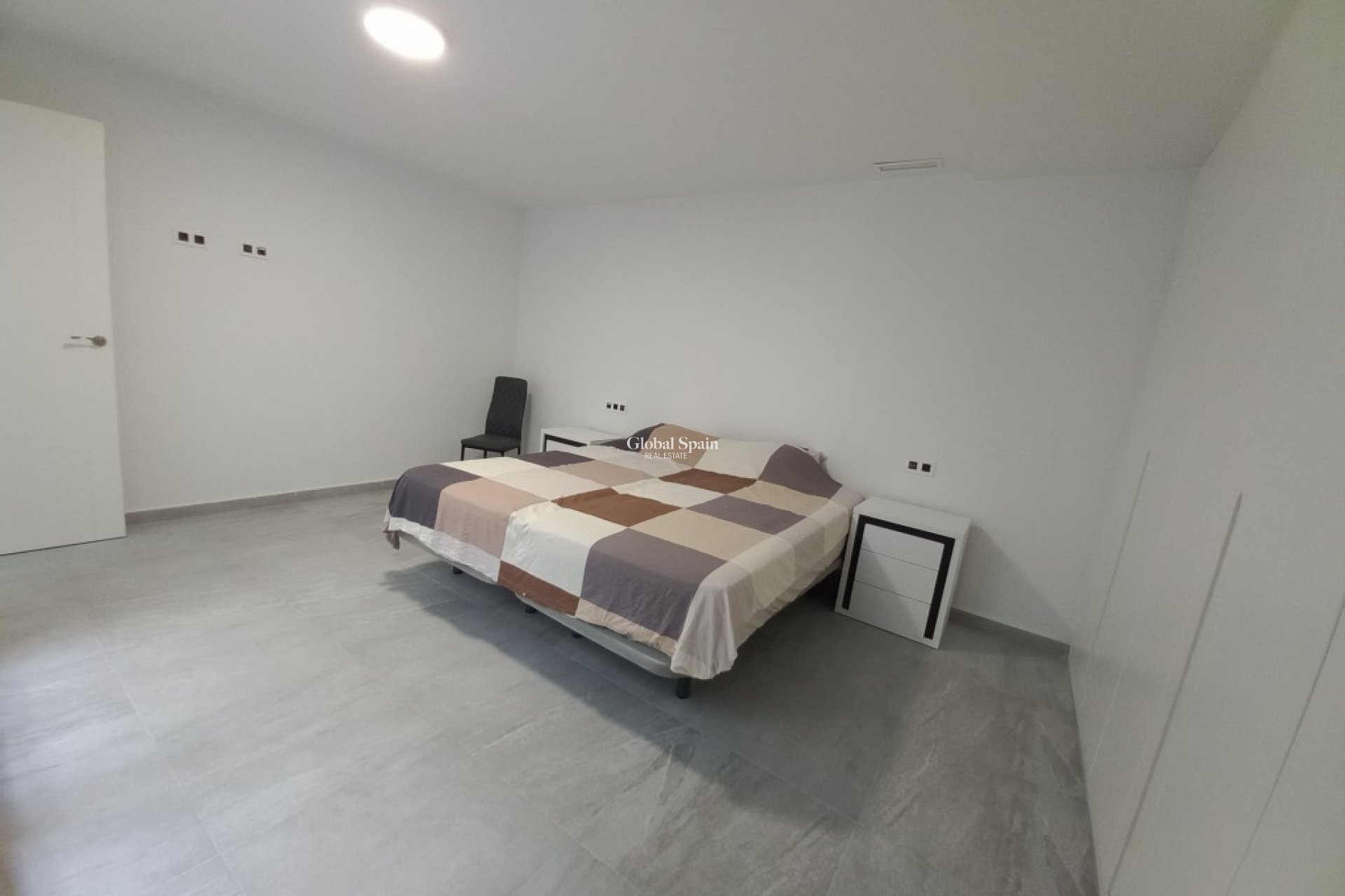 Wederverkoop - VILLA -
SAN MIGUEL DE SALINAS - Inland