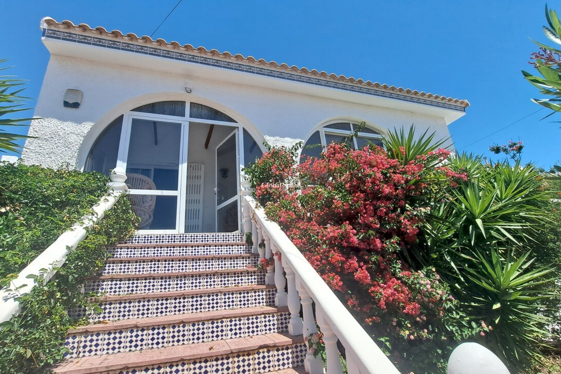 Wederverkoop - VILLA -
SAN MIGUEL DE SALINAS - Inland