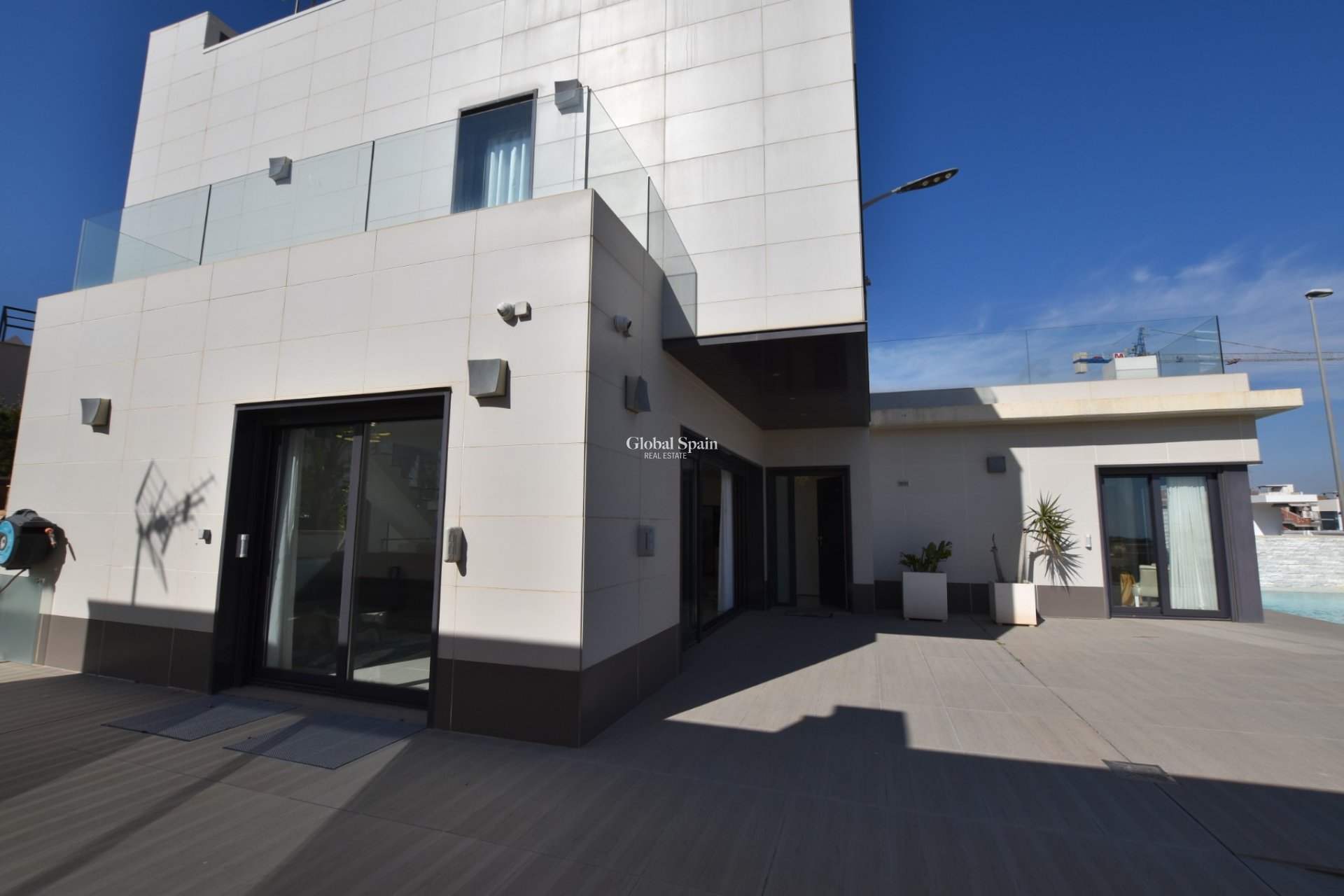 Wederverkoop - VILLA -
SAN MIGUEL DE SALINAS - Inland