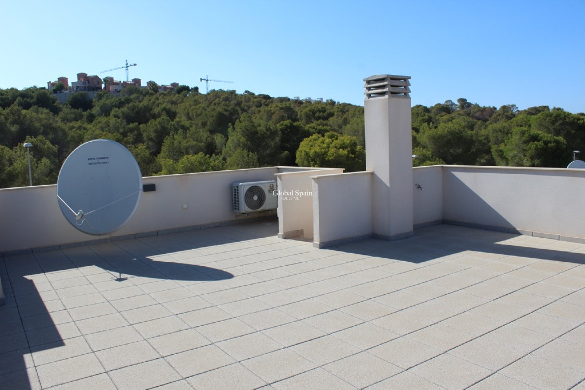 Wederverkoop - VILLA -
SAN MIGUEL DE SALINAS - Inland